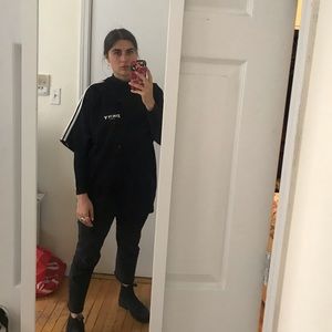 Meet your Posher, Juliet